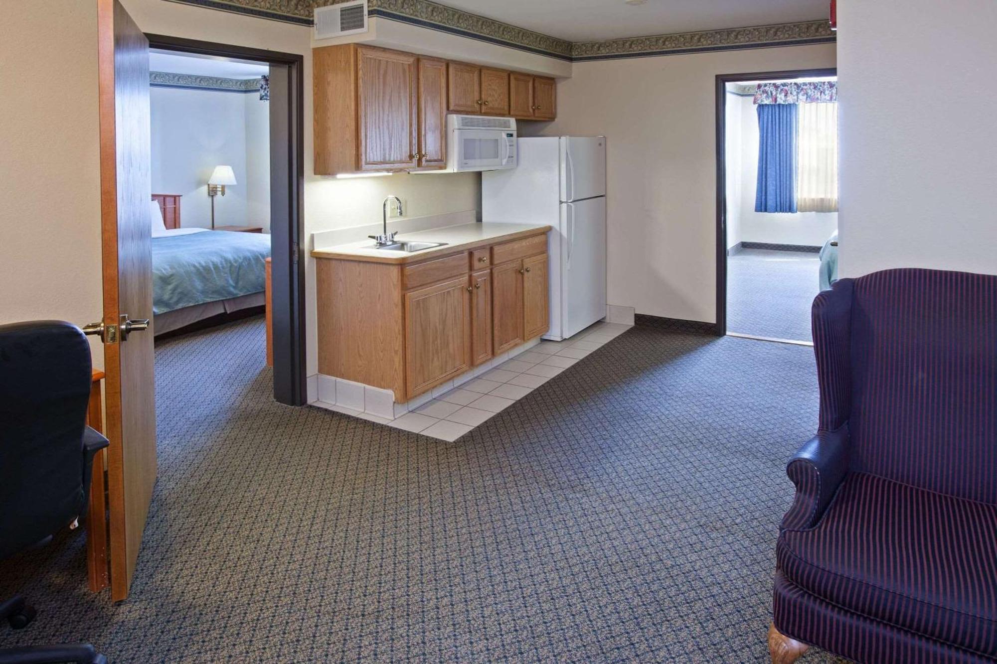 Country Inn & Suites By Radisson, Lansing, Mi Room photo
